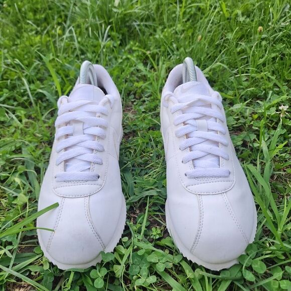 NIKE CLASSIC CORTEZ  GS- KIDS Sneakers - SIZE 6.5Y - Picture 2 of 9